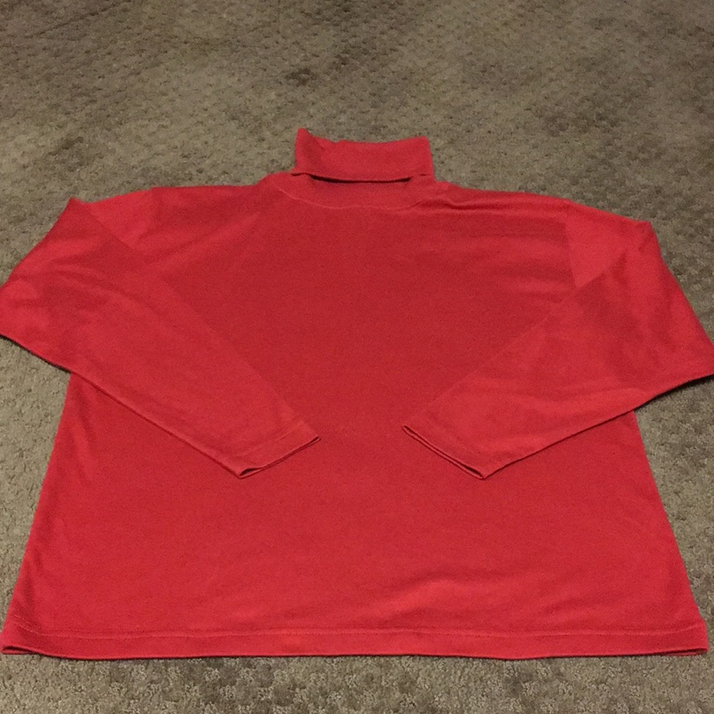 Turtle neck size Large solid red turtle neck EUC